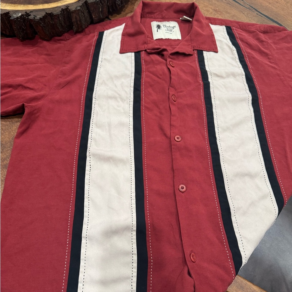 Vintage Silk Red and White Casual Button Down Shirt